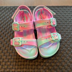 Cat and Jack Toddler Ade Slip-on Footbed Sandals